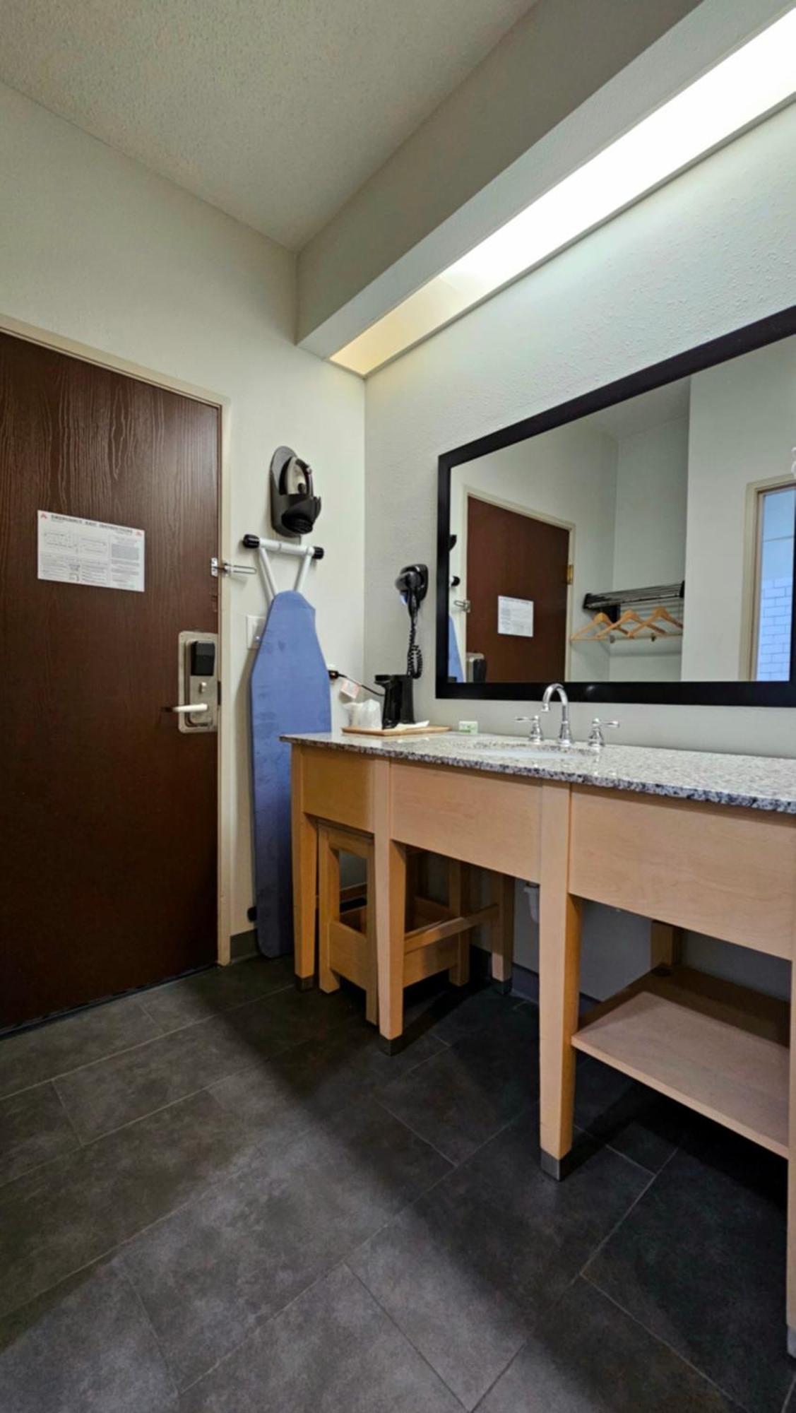 Wingate By Wyndham Baltimore Bwi Airport 3*